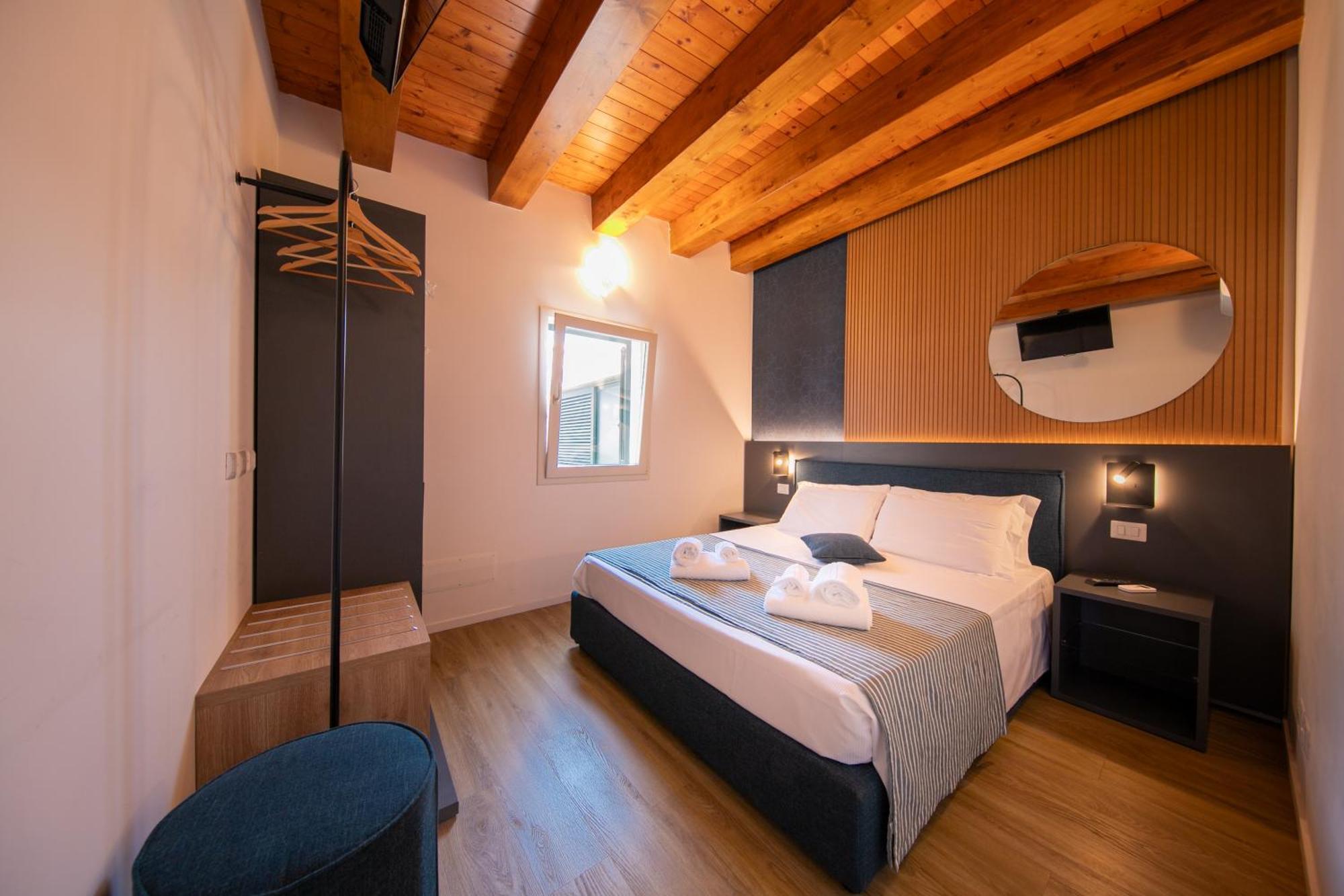 Hotel Taliammari Cefalú Habitación foto